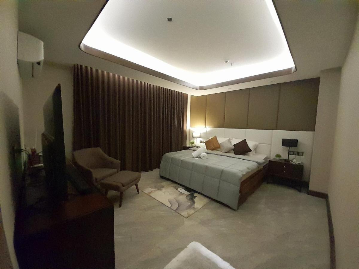 One Euphoria Prime Suite Hotel Ángeles Extérieur photo